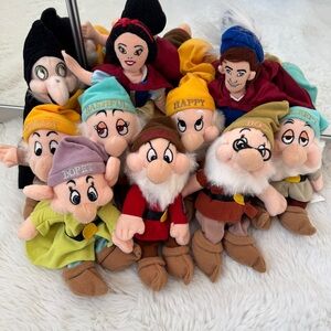 Disney Vintage Snow White and Dwarfs Plush Collection